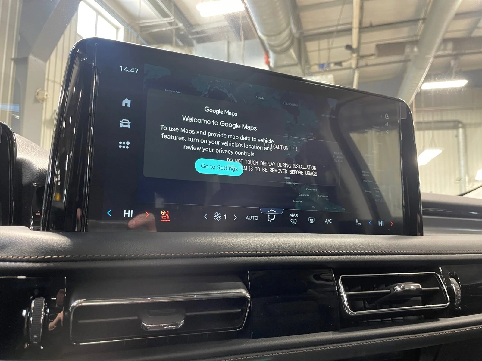New 2026 Whisper Blue Metallic Clearcoat Lincoln Premiere image 24