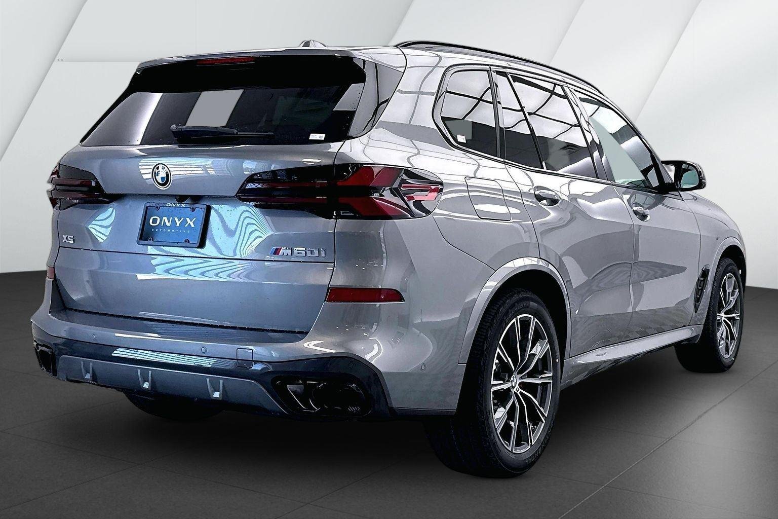 New 2026 Skyscraper Grey Metallic BMW M60i image 6