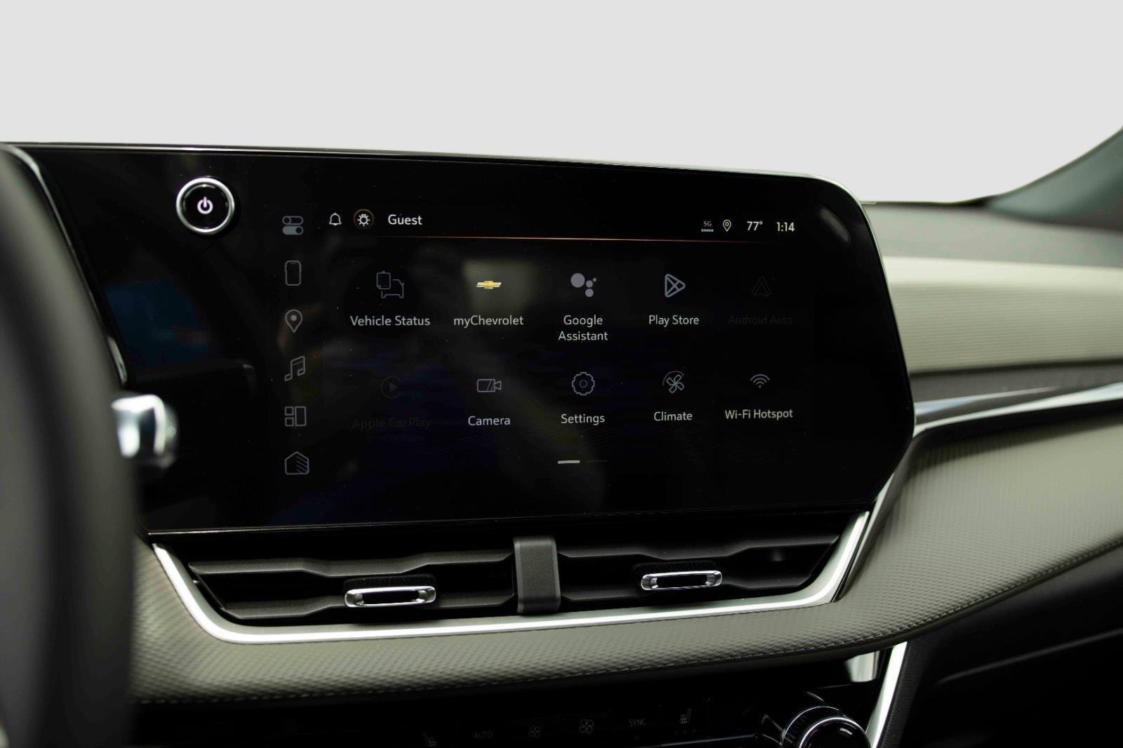 2026 Chevrolet Equinox LT - Photo 18