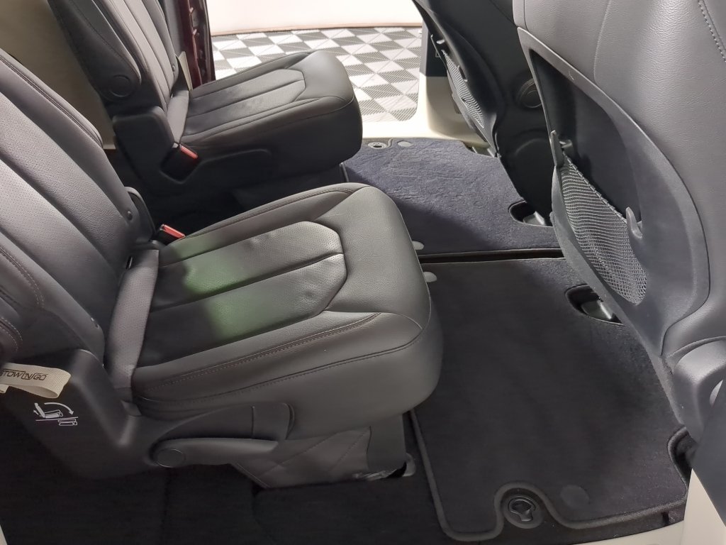 Used 2020 White Chrysler Touring L image 24