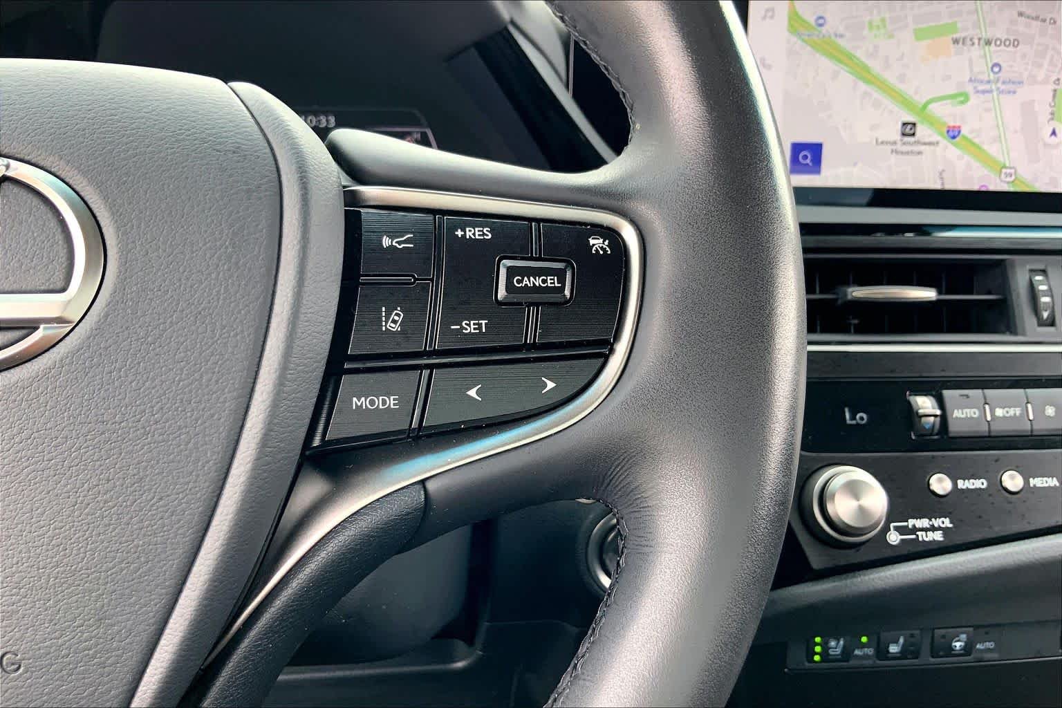 Used 2024 Iridium Lexus  image 24