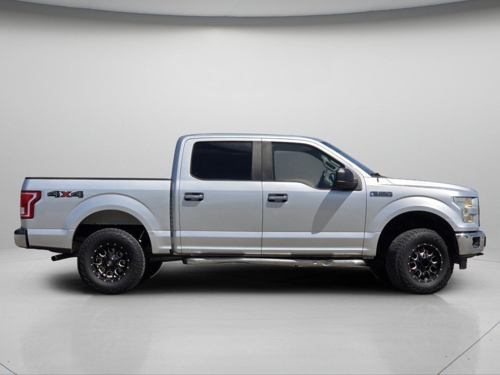 Used 2017 Ingot Silver Ford XL image 23