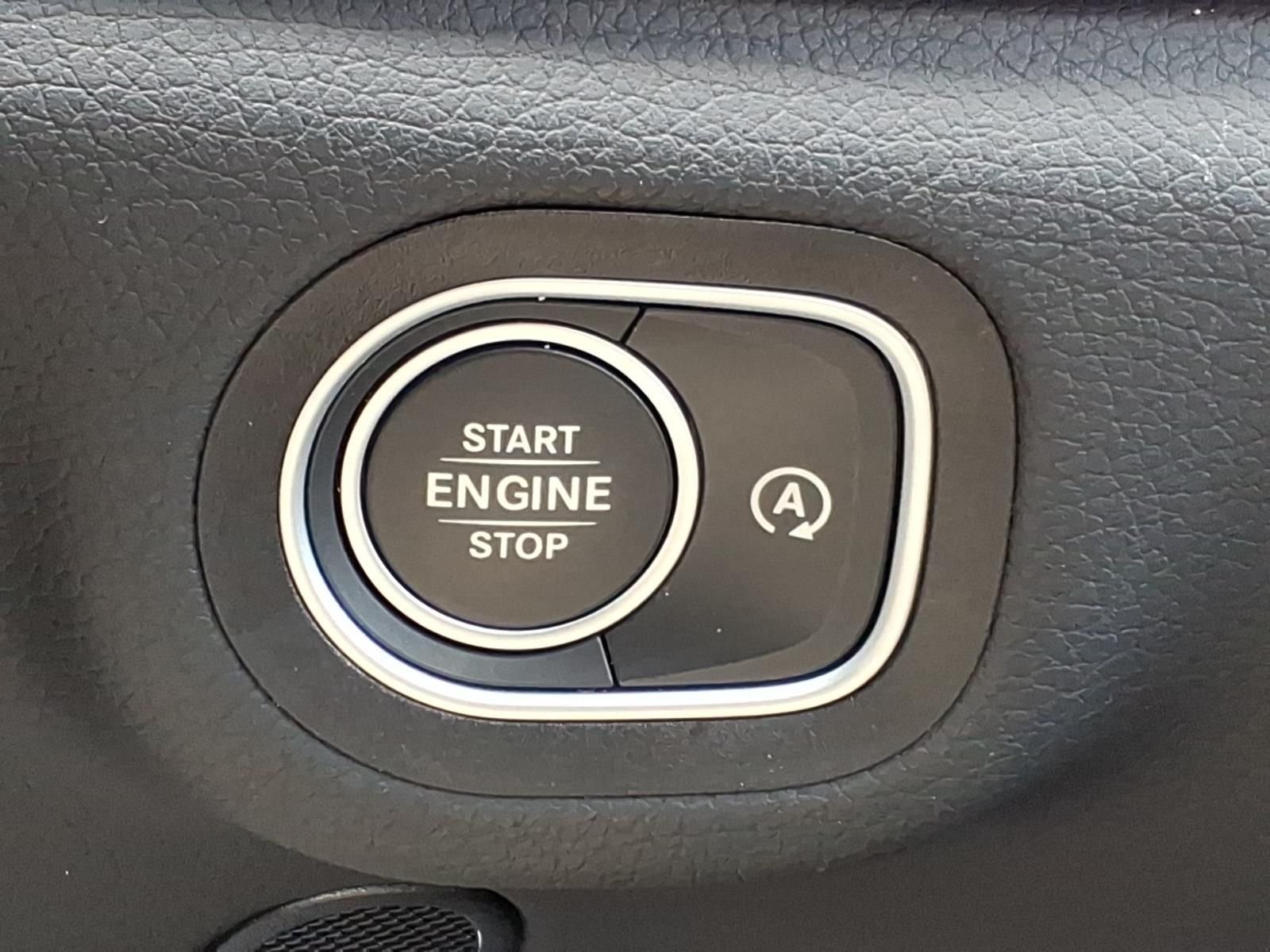 Certified Used 2025  Mercedes-Benz GLE 350 image 21