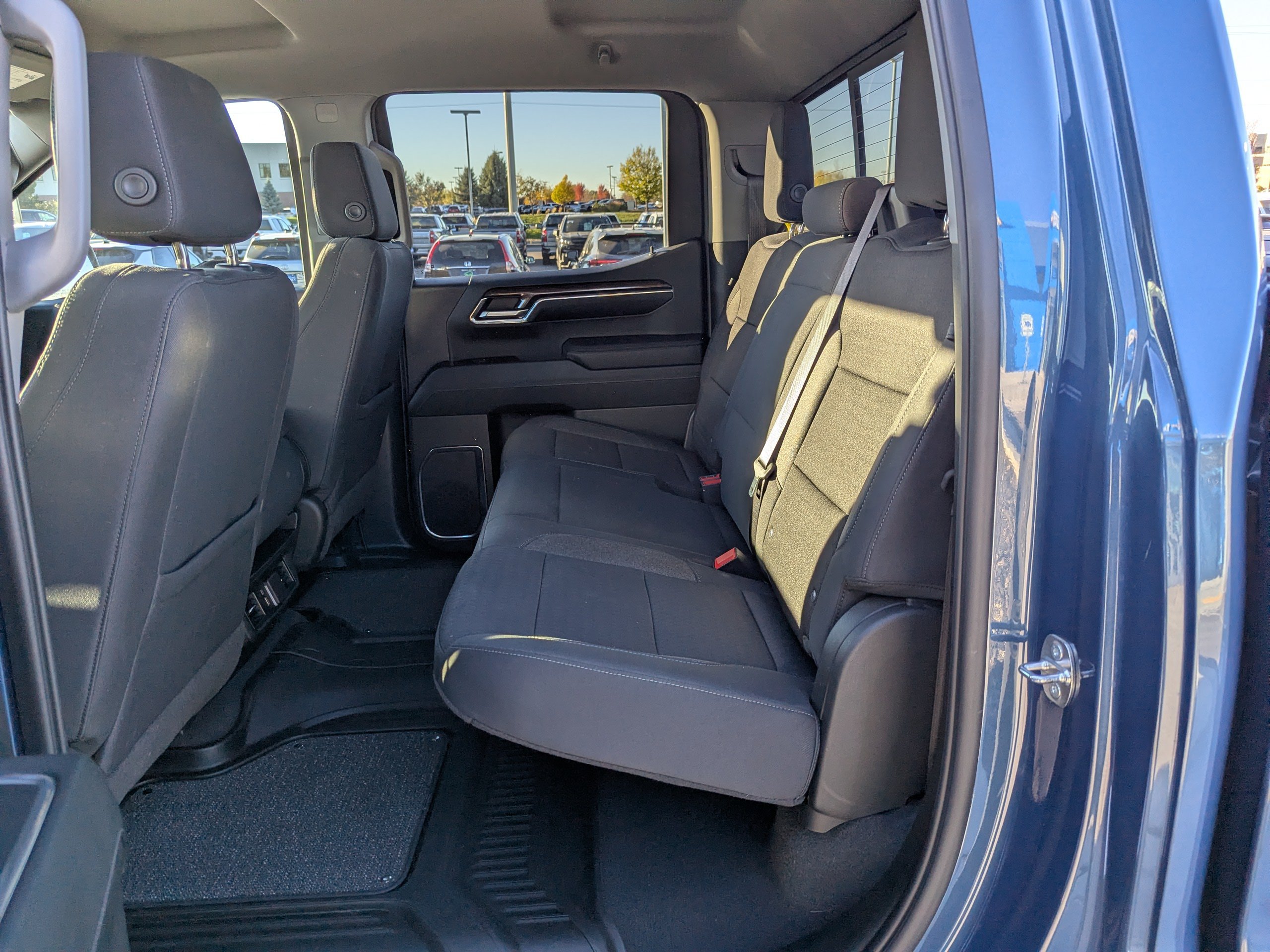 2024 Chevrolet Silverado 1500 LT - Photo 32