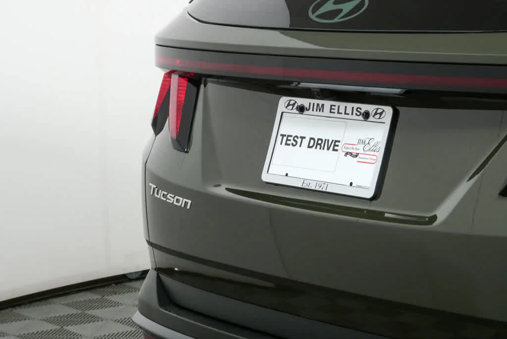 New 2026 Rockwood Green Hyundai SEL FWD image 12