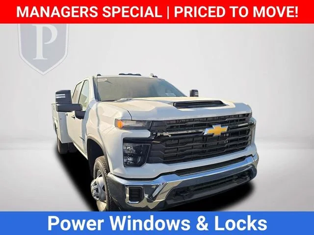 New 2026 Summit White Chevrolet Work Truck image 2