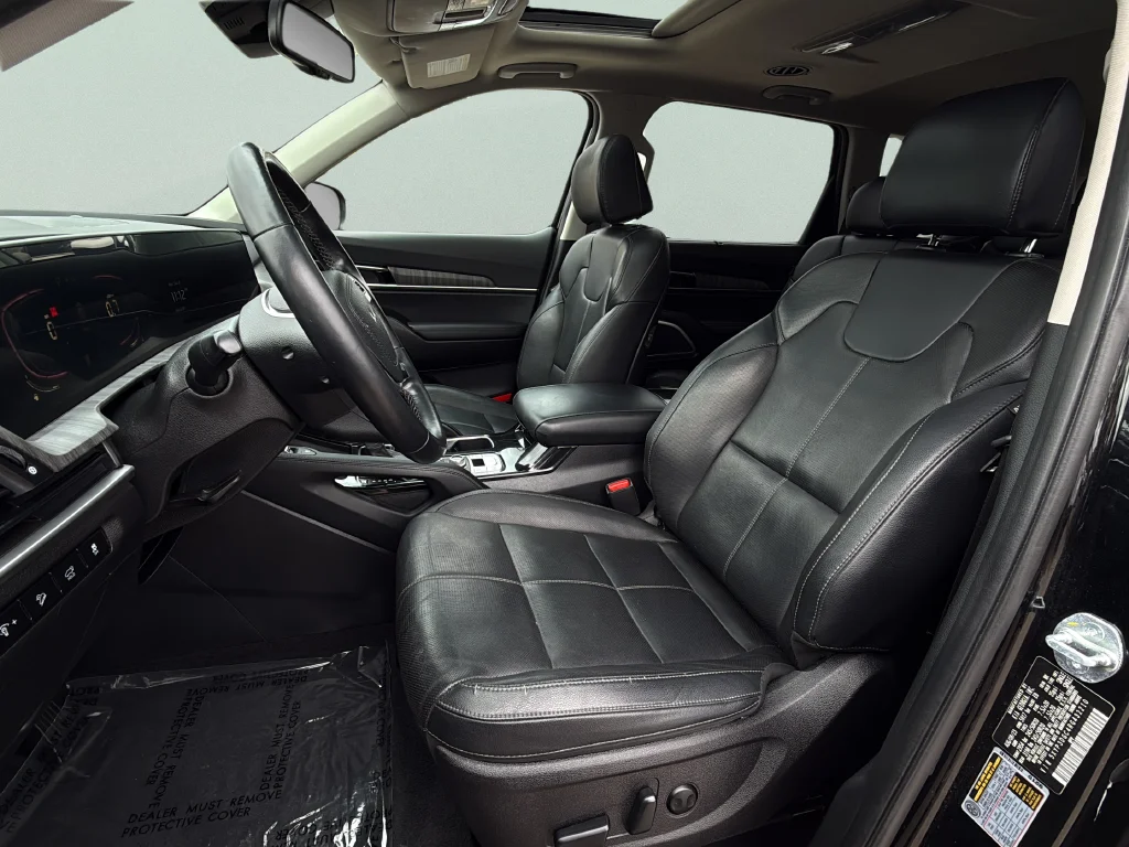 Used 2024 Ebony Black Kia EX image 27