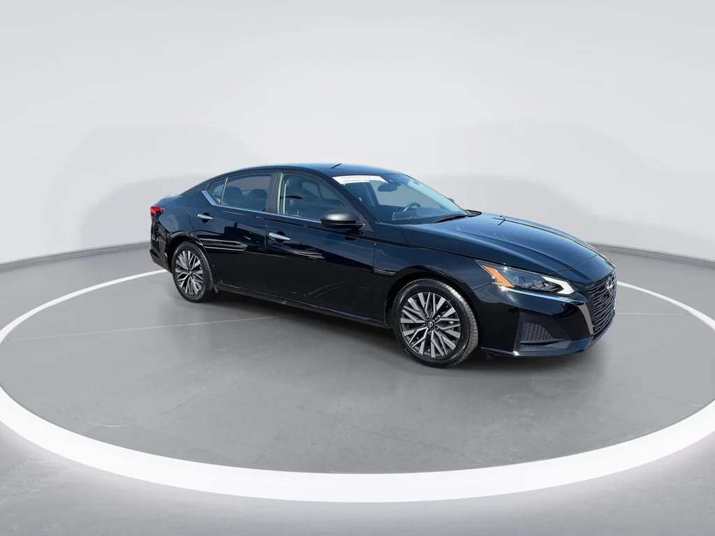 Used 2024 Nissan Altima SV with VIN 1N4BL4DV2RN305793 for sale in Columbia, KY