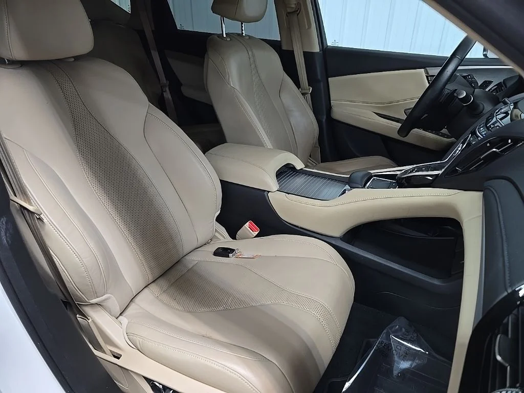 Used 2019 White Acura Technology Package image 15