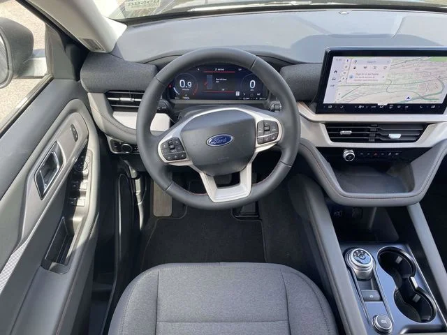 New 2026 White Ford Active image 4