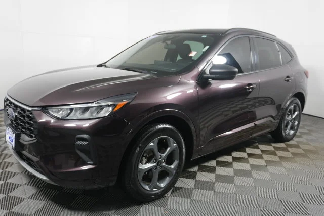 Used 2023 Cinnabar Red Metallic Ford ST-Line image 7