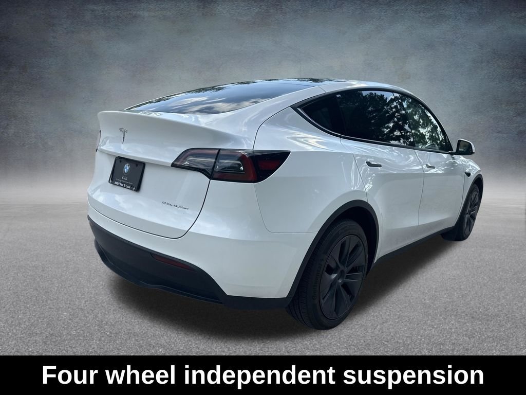 Used 2025  Tesla Long Range image 5