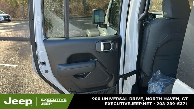 New 2026 Bright White Clear-Coat Exterior Paint Jeep Sport S image 19