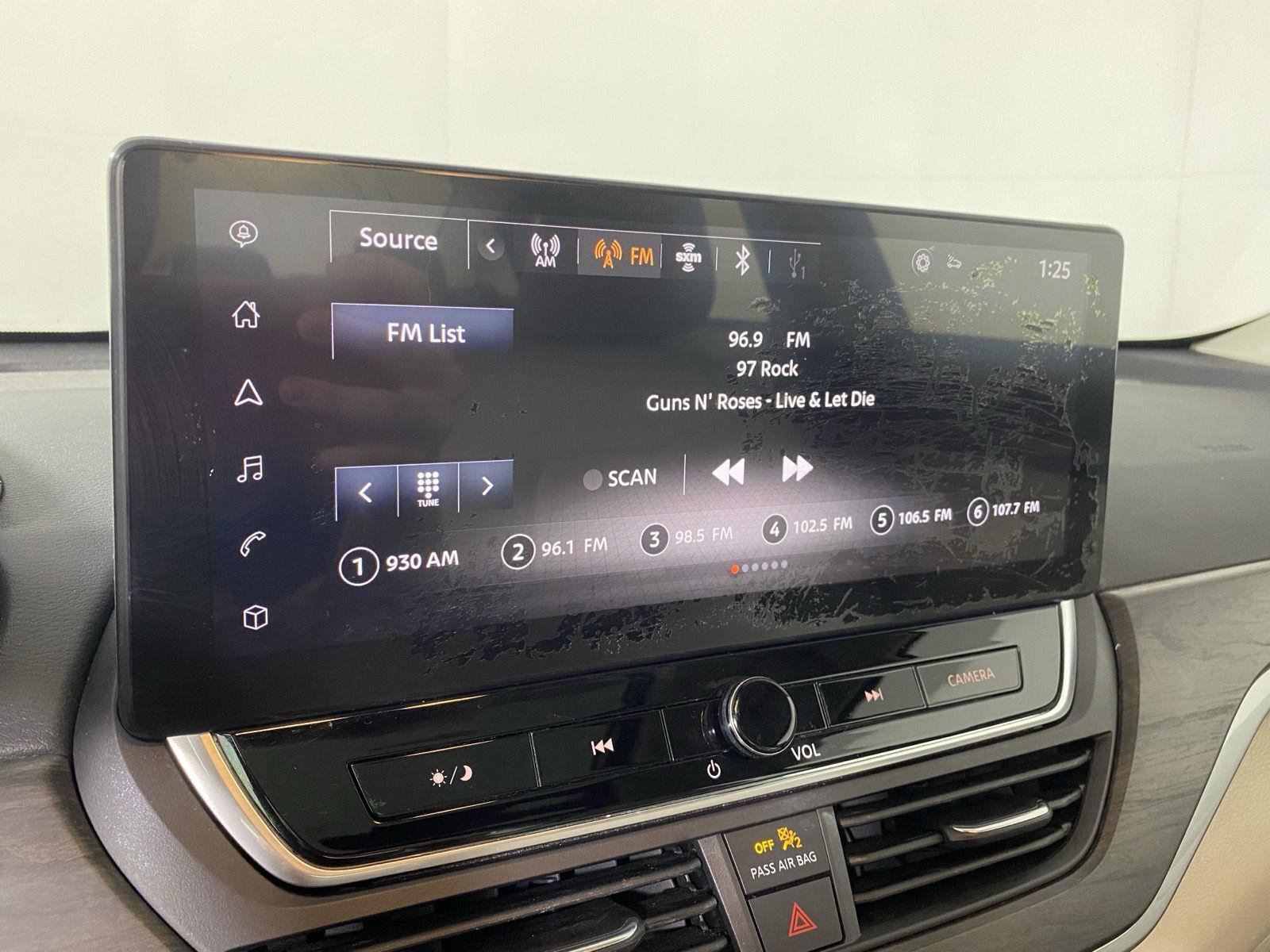 Used 2023 Super Black Nissan 2.5 SL image 19