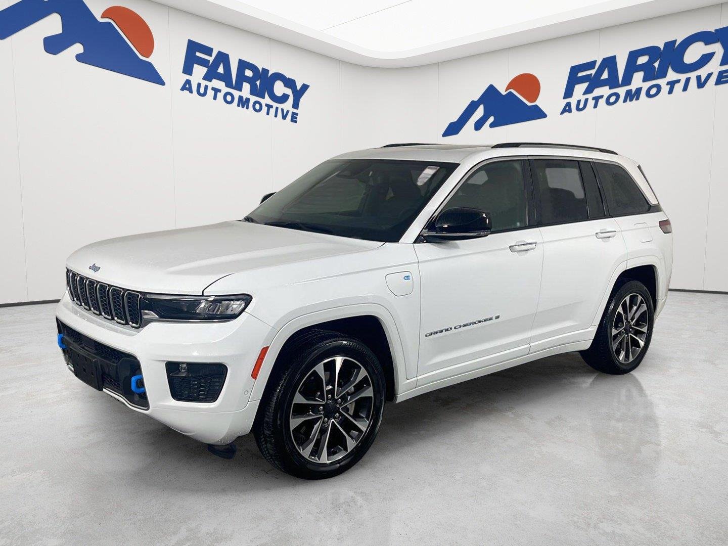 Used 2023 Bright White Clearcoat Jeep Overland image 3