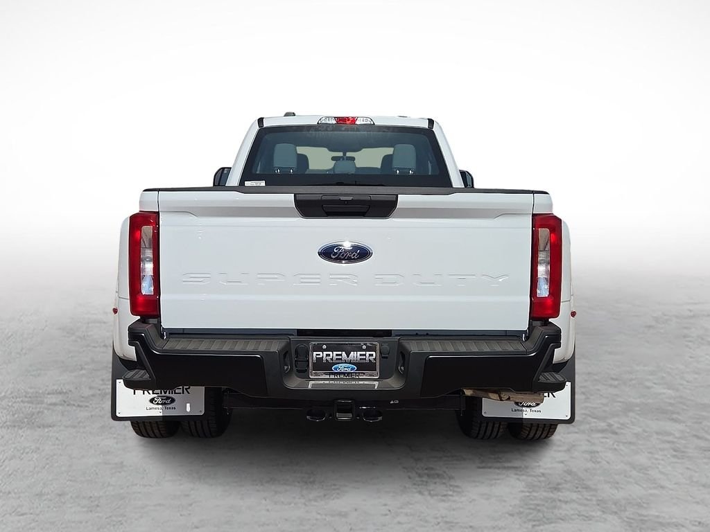 New 2026 Oxford White Ford F-350® XL image 9