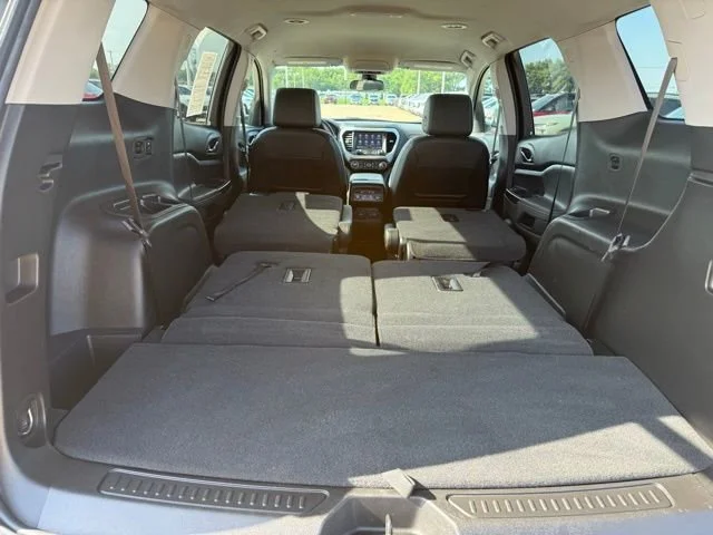 Used 2023 Sterling Metallic GMC SLT image 41