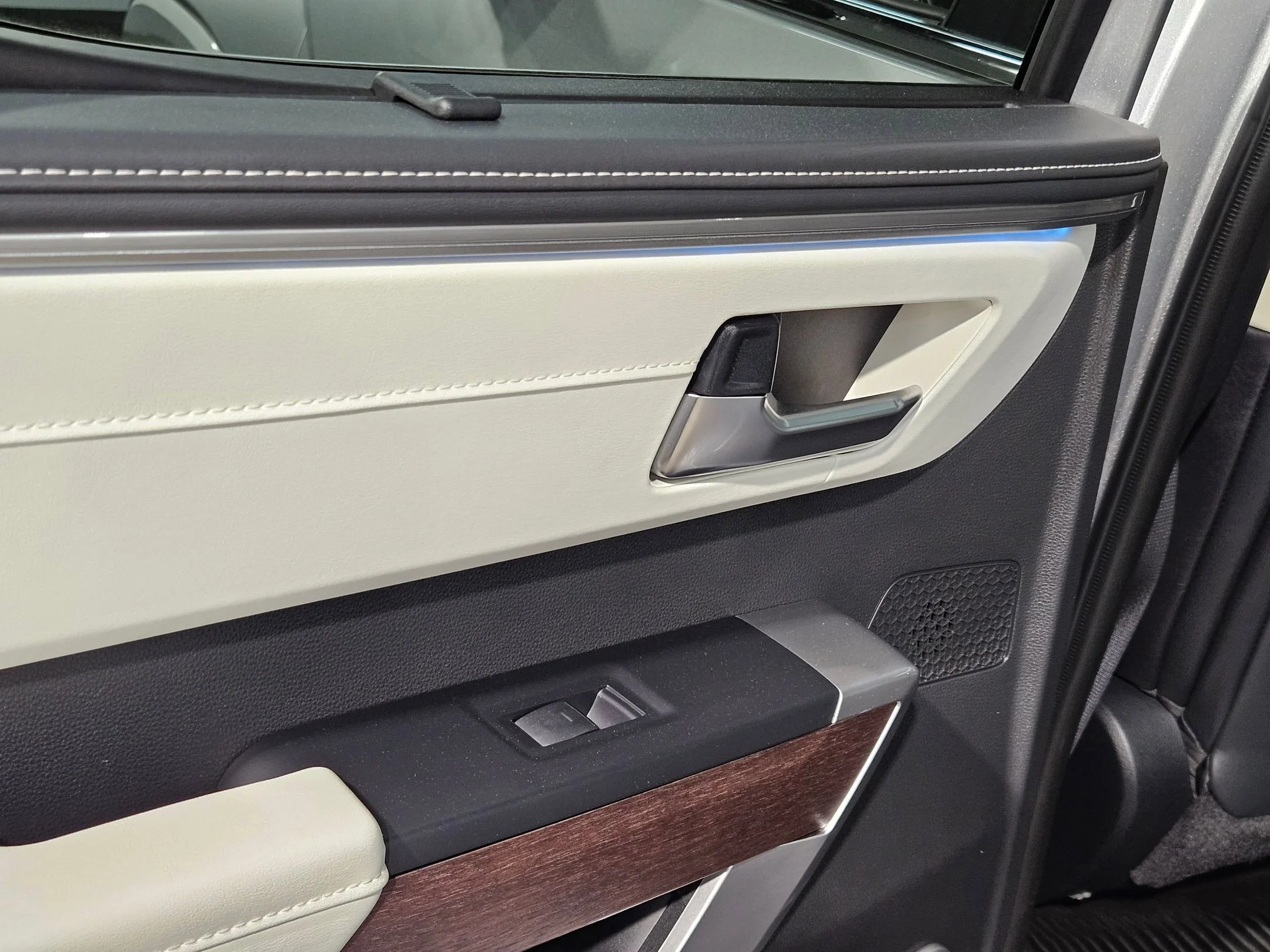 2024 Toyota Tundra Capstone - Photo 36