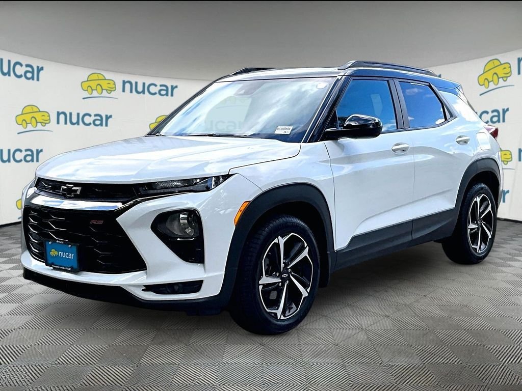 Used 2021 Summit White Chevrolet RS image 3