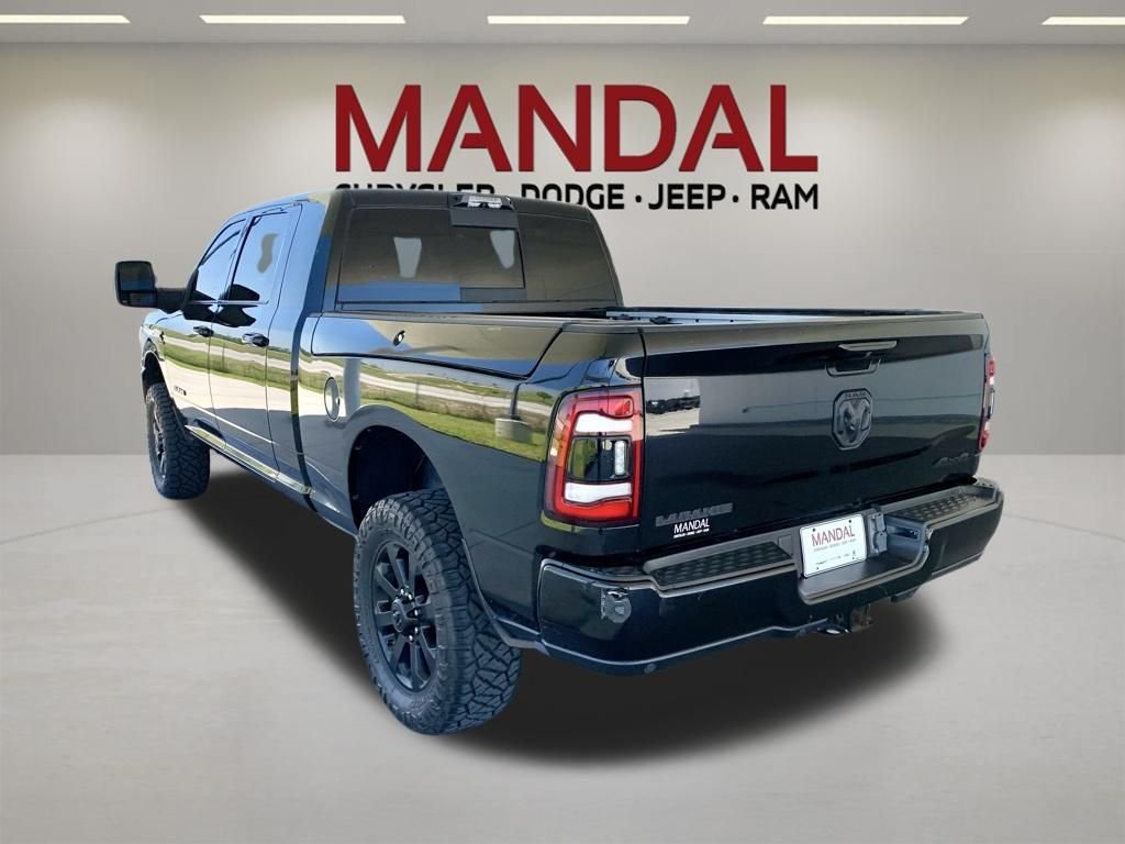 Used 2023 Black Ram Laramie image 8