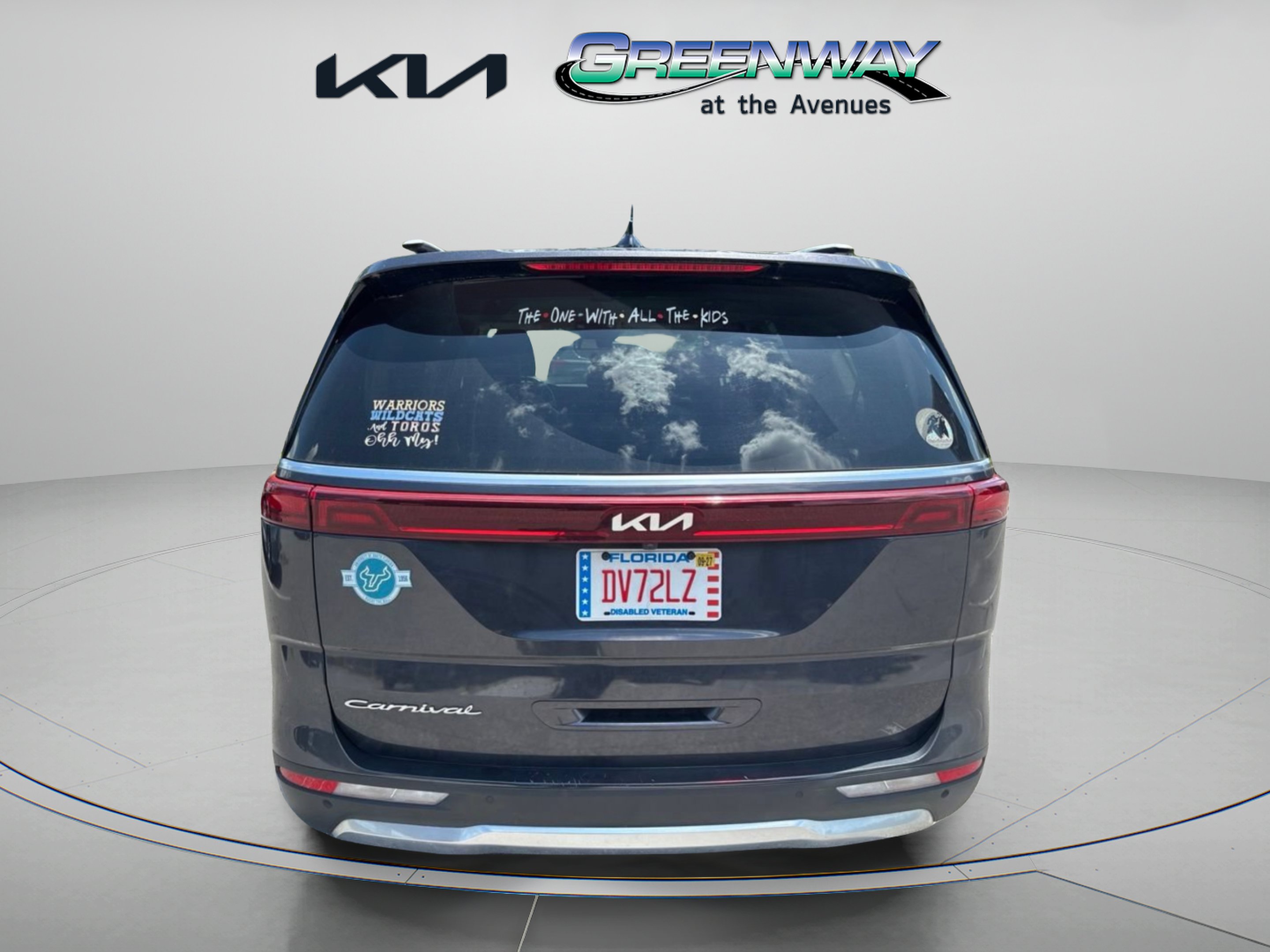 2022 Kia Sedona SX's photo
