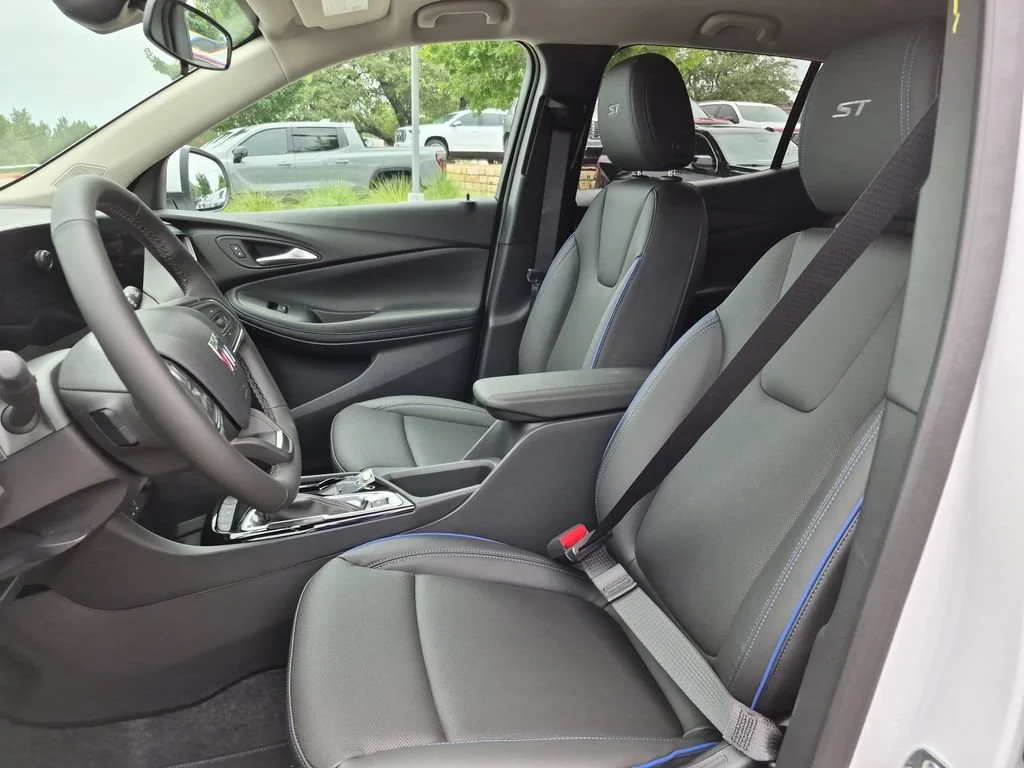 New 2026 Summit White Buick Sport Touring image 22
