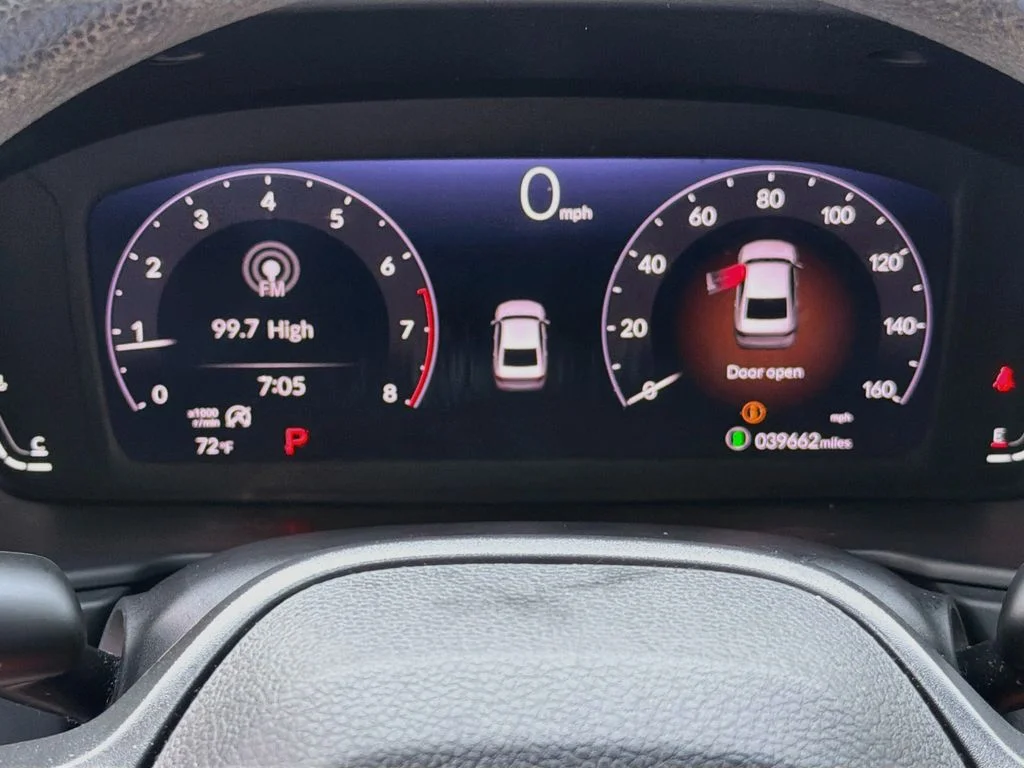 Used 2023  Honda EX image 32
