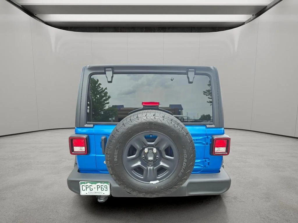 Used 2024 Hydro Blue Pearlcoat Jeep Sport image 7
