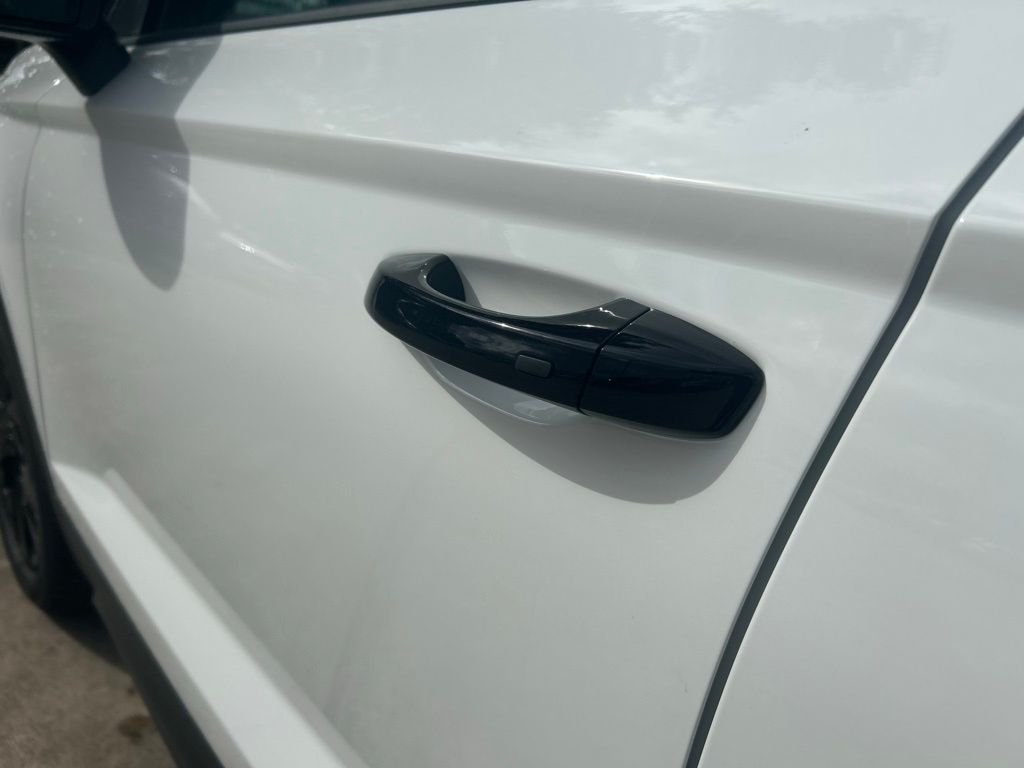 New 2026 White Volkswagen 1.5T SE Black image 24
