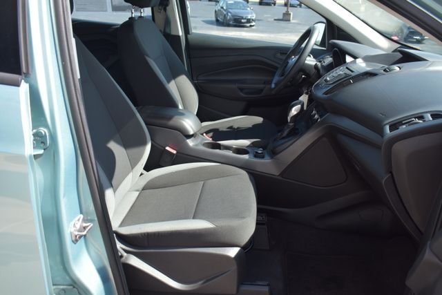Used 2013 Blue Ford S image 18