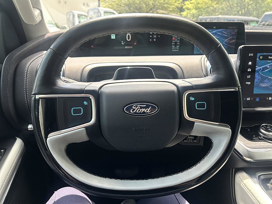 Used 2025 Agate Black Metallic Ford Platinum image 14