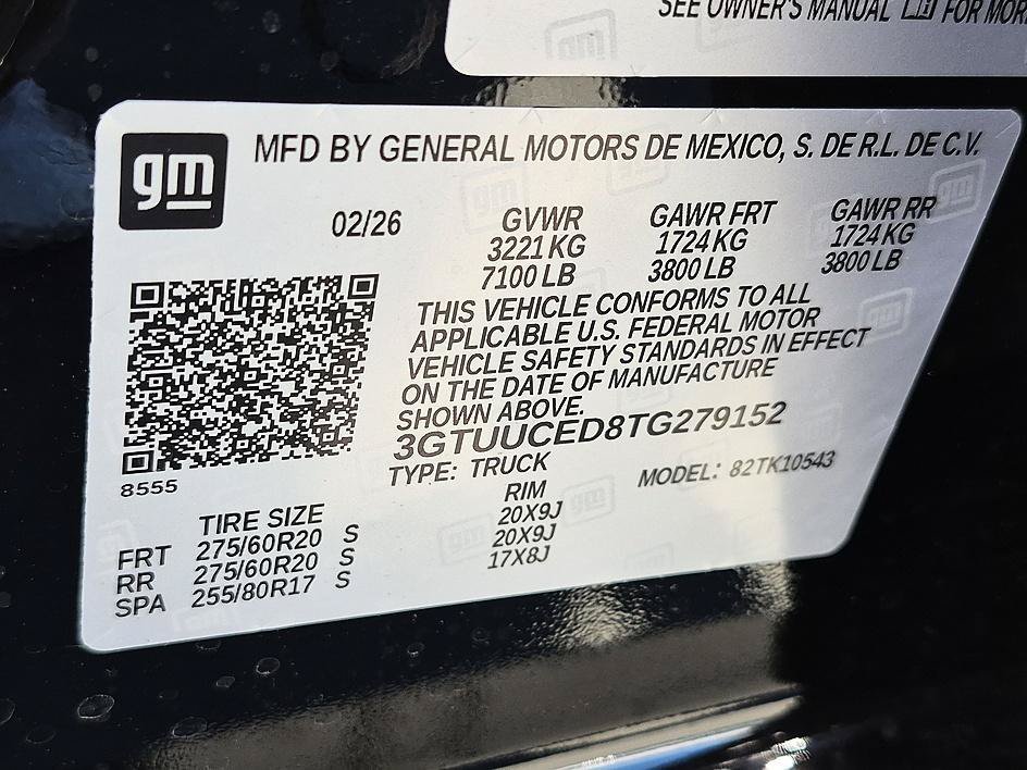 Used 2026 Onyx Black GMC Elevation image 37