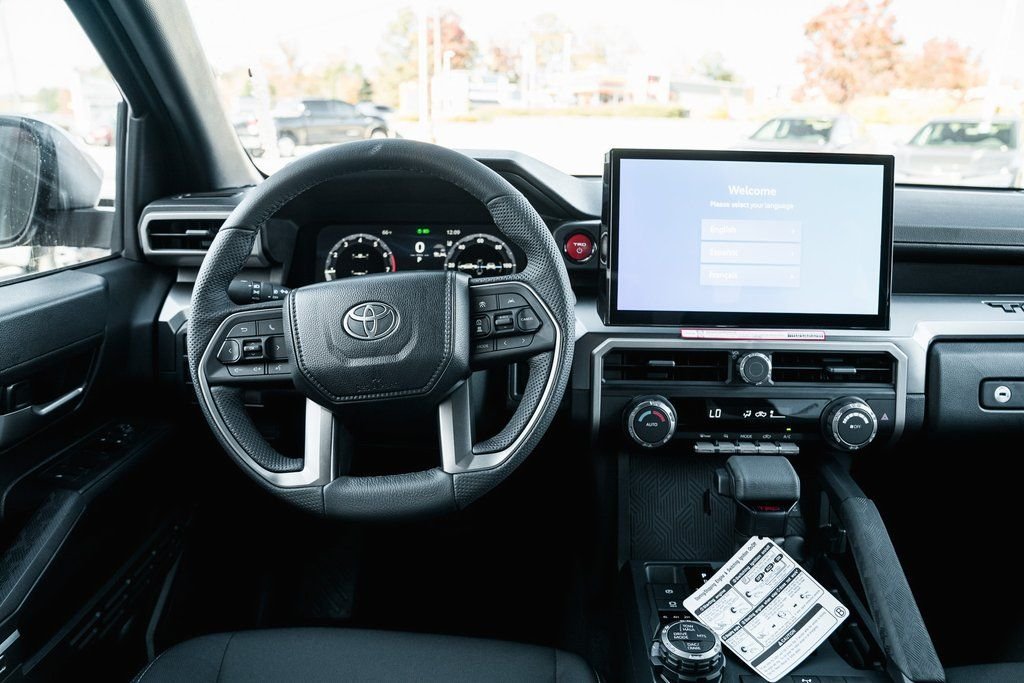 2025 Toyota Tacoma TRD Off Road - Photo 13