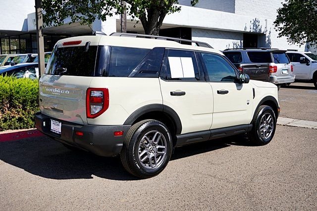 Used 2025 Beige Ford Big Bend image 3