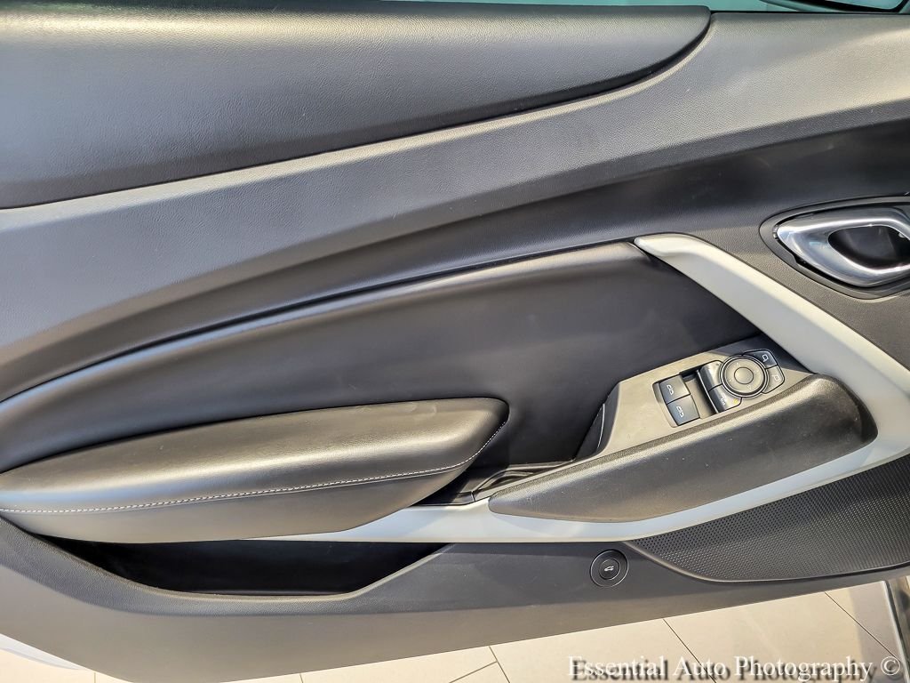Used 2017 Silver Ice Metallic Chevrolet SS image 14