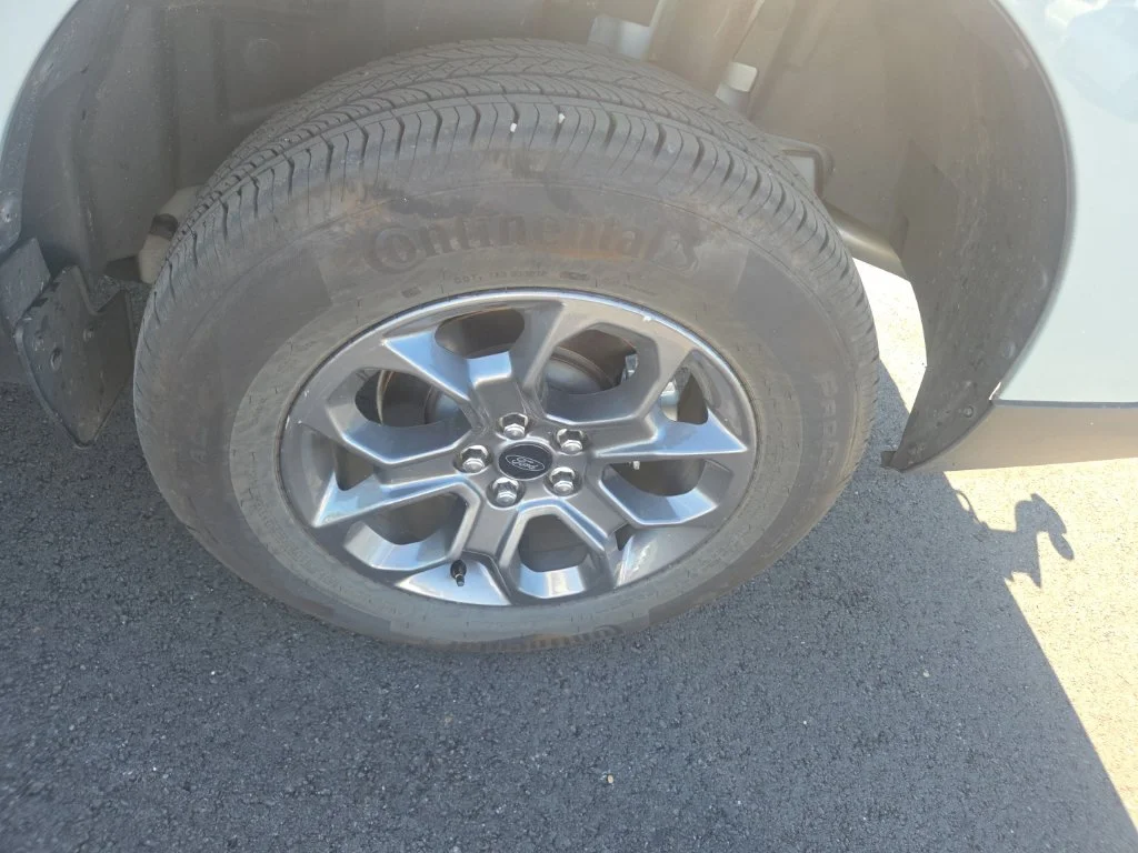 Used 2024 Green Ford XLT image 23