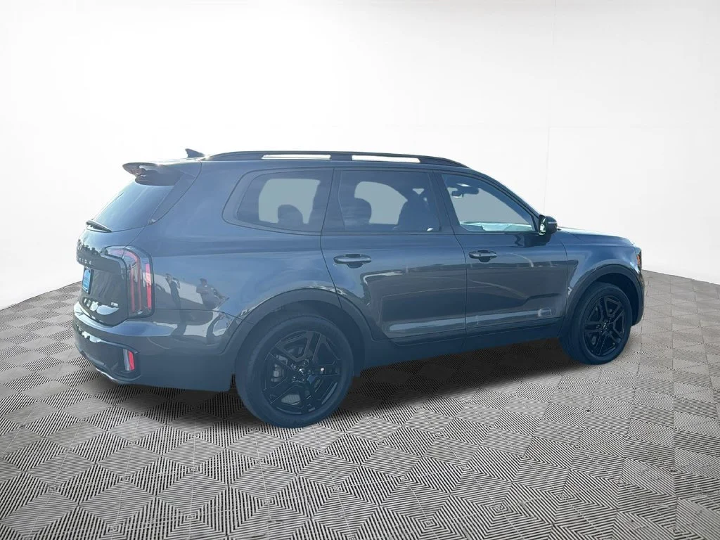 Used 2024 Gray Kia EX X-Line image 9