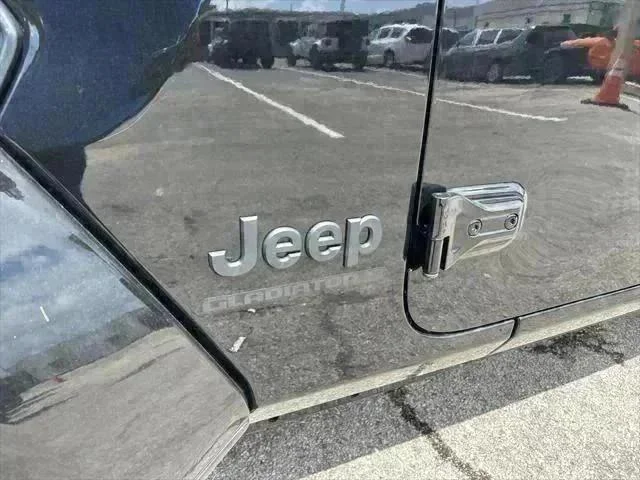 2025 Jeep Gladiator Sport S - Photo 18