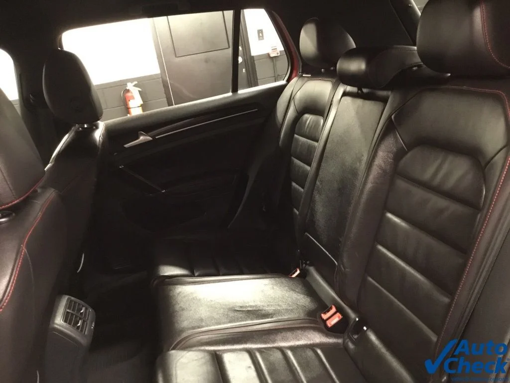 Used 2015 Red Volkswagen 2.0T SE image 29