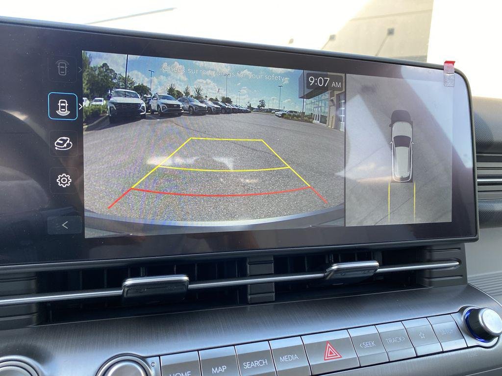New 2026 Ecotronic Gray Pearl Hyundai Limited FWD image 23