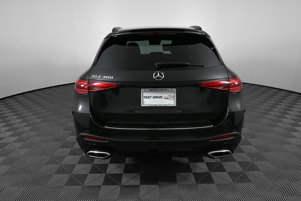 New 2026 Graphite Grey Metallic Mercedes-Benz GLC 300 image 27