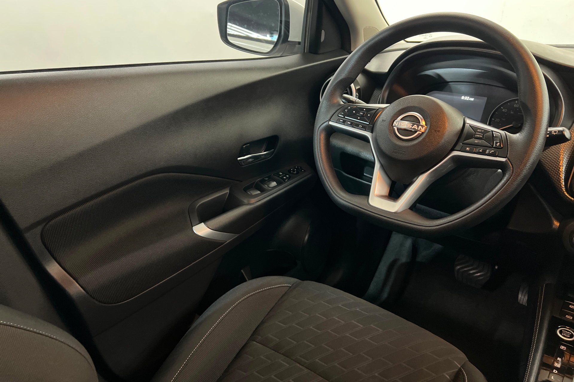 2023 Nissan Kicks SV - Photo 12