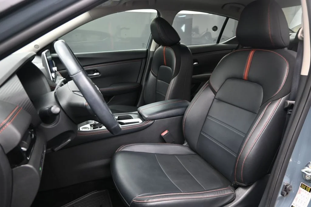 Used 2025 Gray Nissan SR image 21