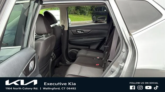 Used 2019 Gray Nissan SV image 23