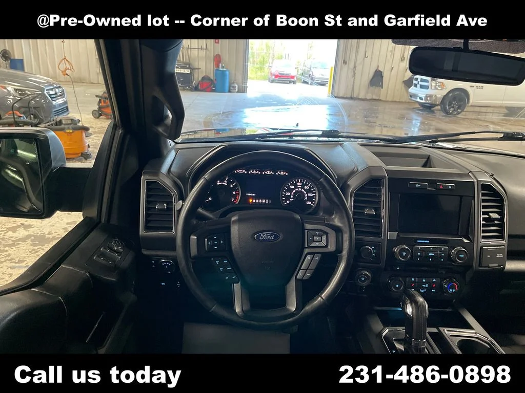 Used 2017 Black Ford XLT image 17