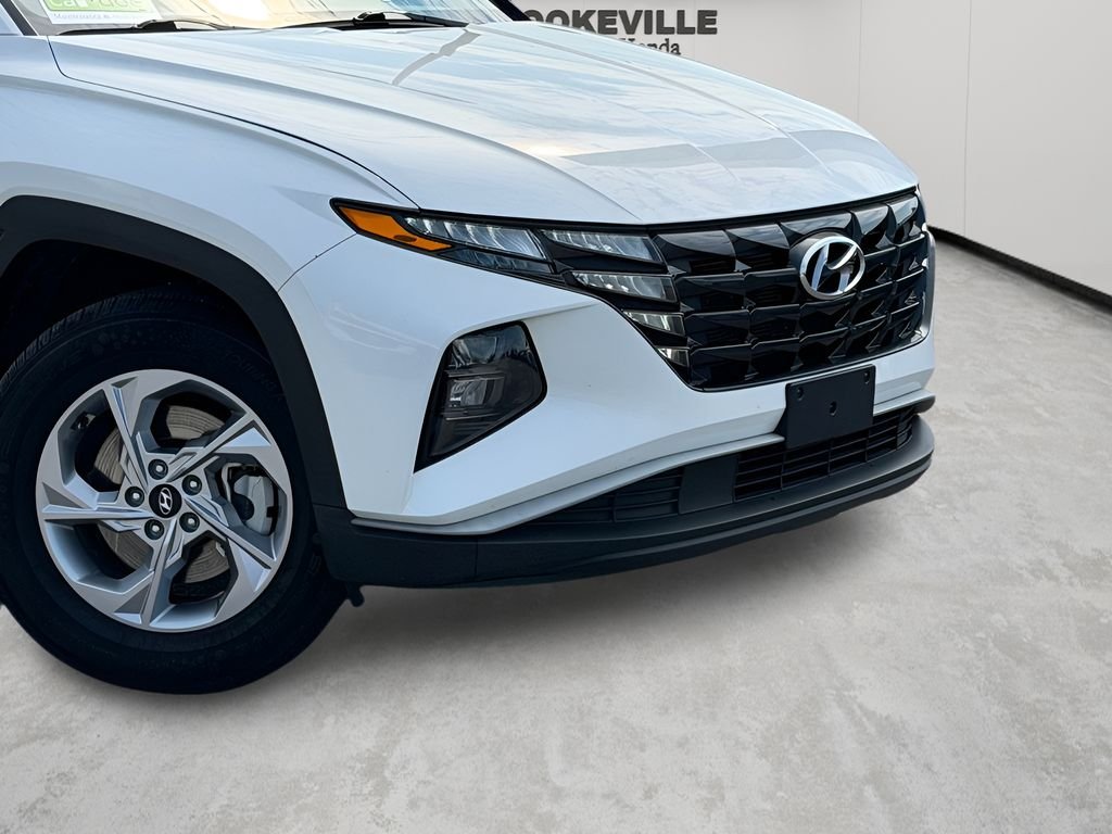 Used 2024 White Pearl Hyundai SEL image 3