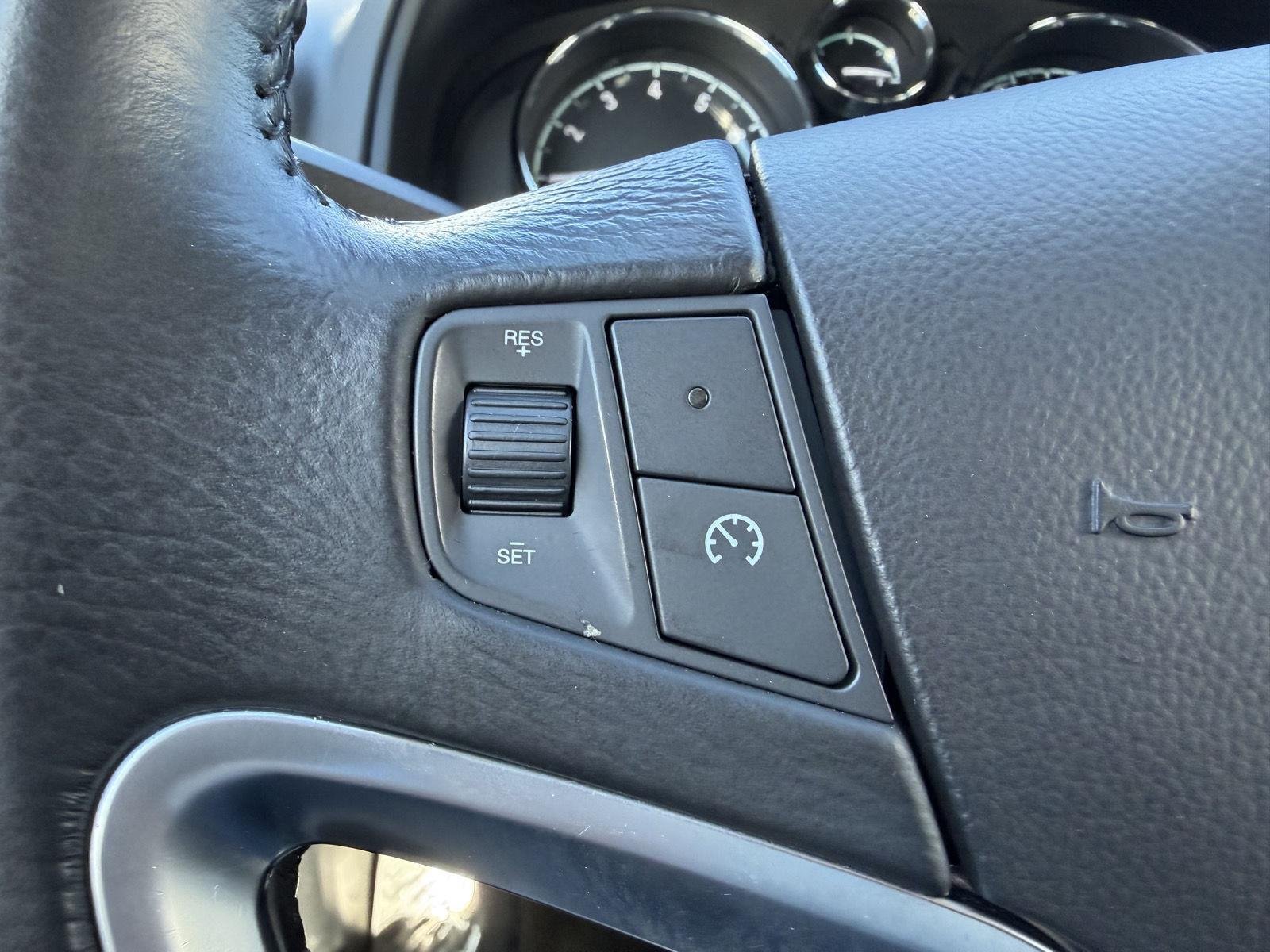 Used 2014 Black Granite Metallic Chevrolet LT image 14