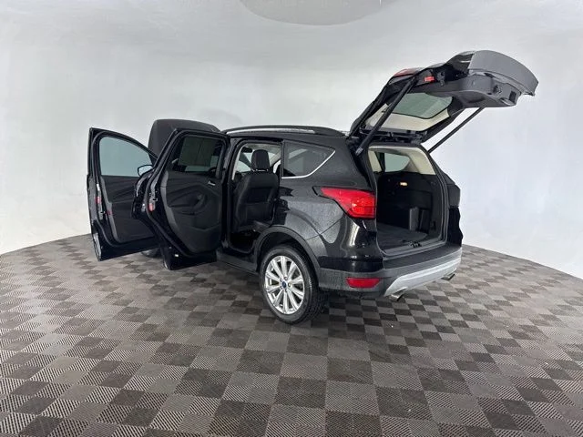 Used 2019 Black Ford SEL image 16