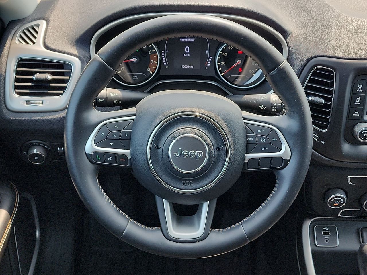 Used 2017 Gray Jeep Latitude image 19