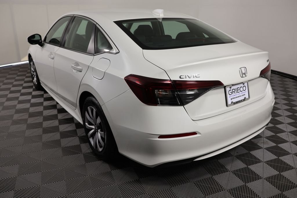 Used 2025 Platinum White Pearl Honda LX image 6